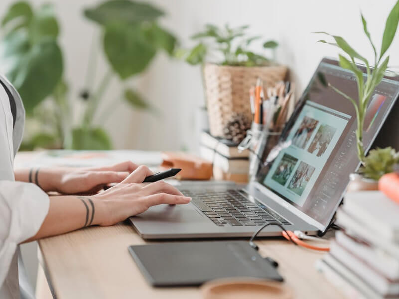 AI automation workflow connecting lead capture, follow up, and booking for a small business